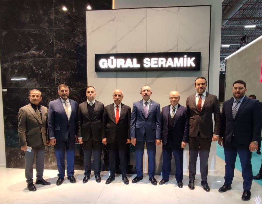 Bakanlardan Güral Seramik - Güral Vit standlarına ziyaret