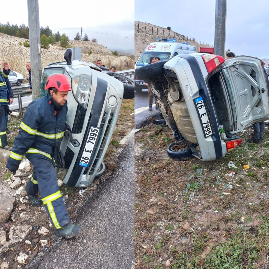 Kütahya-Afyon yolu trafik kazası:1 yaralı